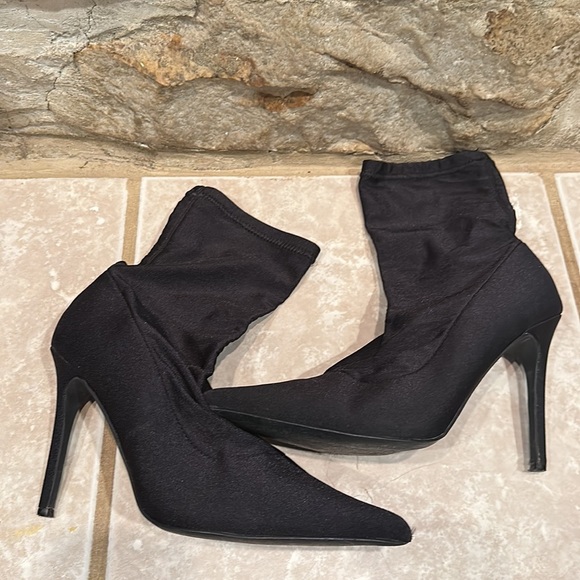 Forever 21 Shoes Forever 2 Black Nylon Sock Pointed Toe Booties